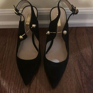 Suede pointy pumps size 9 1/2 , 4 inch heel